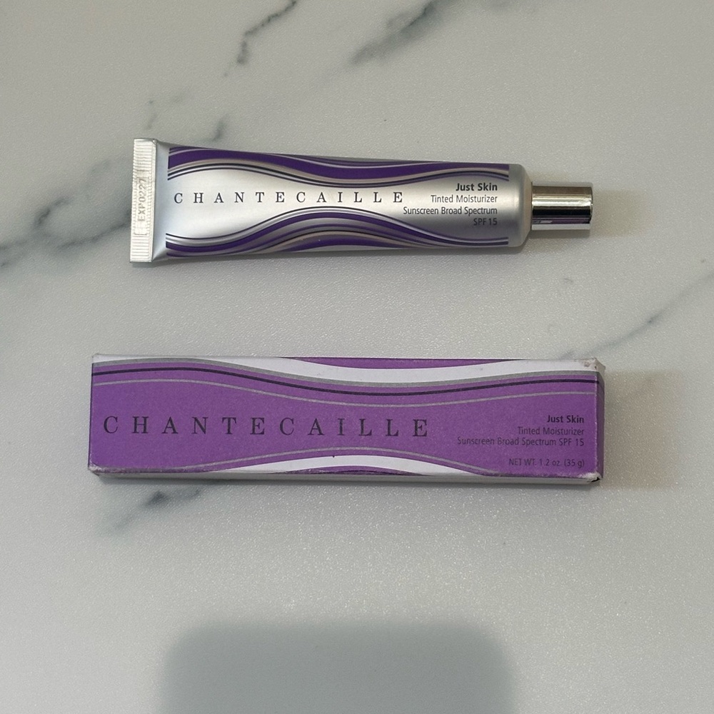 Chantecaille Just Skin Tinted Moisturizer SPF 15 - Purple and Silver - Picture 8 of 9
